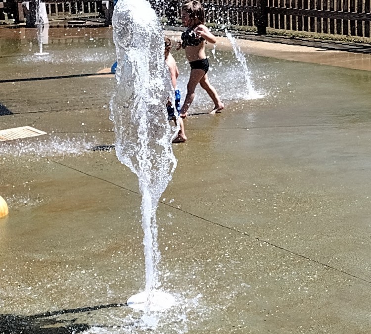 perry-splash-pad-and-playground-photo